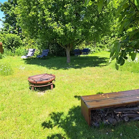 Allgaeublick Am Radweg Mit Fahrradgarage Und Garten *